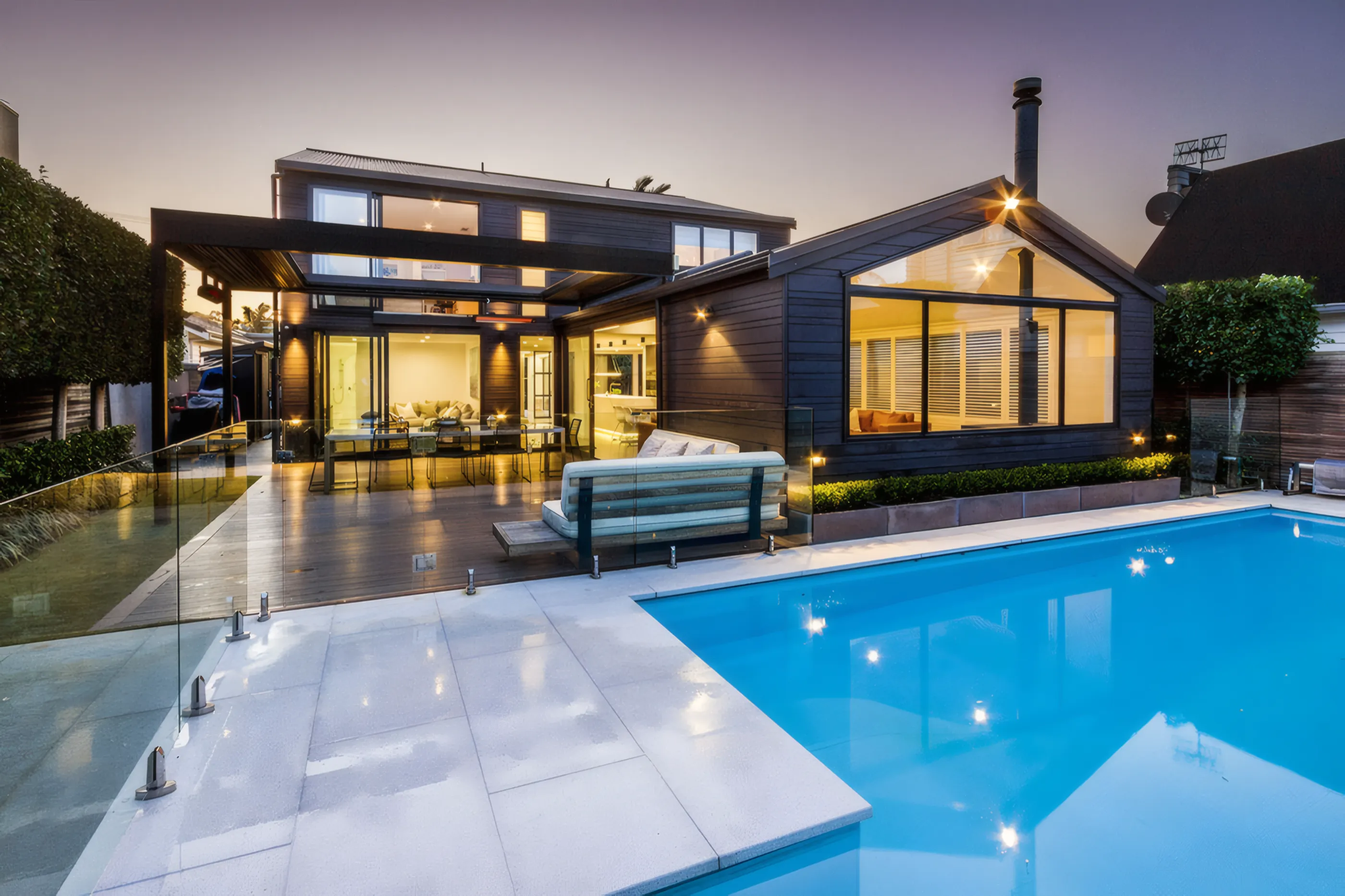 Milford Road — beachside family residence, Milford, Auckland